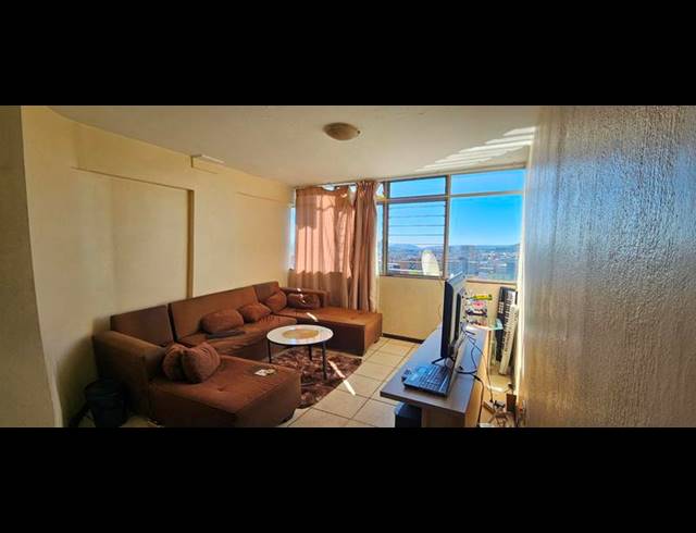 2 BEDROOM APARTMENT FOR SALE IN SUNNYSIDE